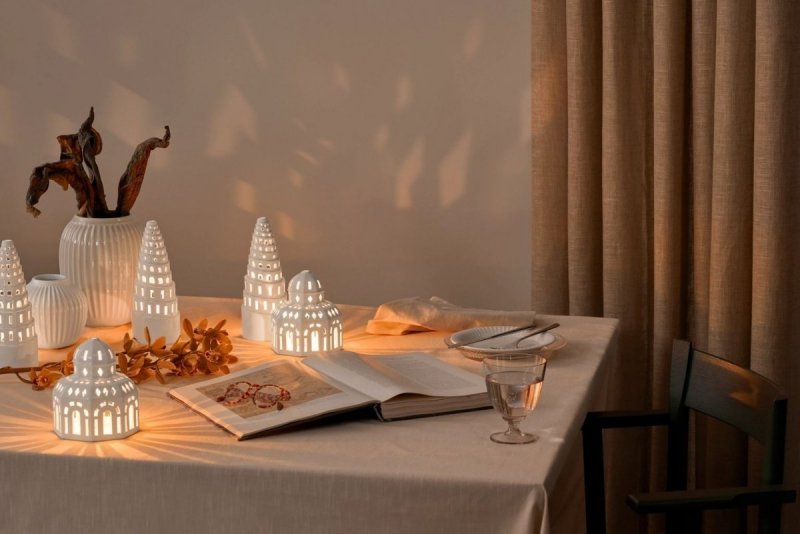 Kähler URBANIA Świecznik Tealight - Domek Biały - Glassalen