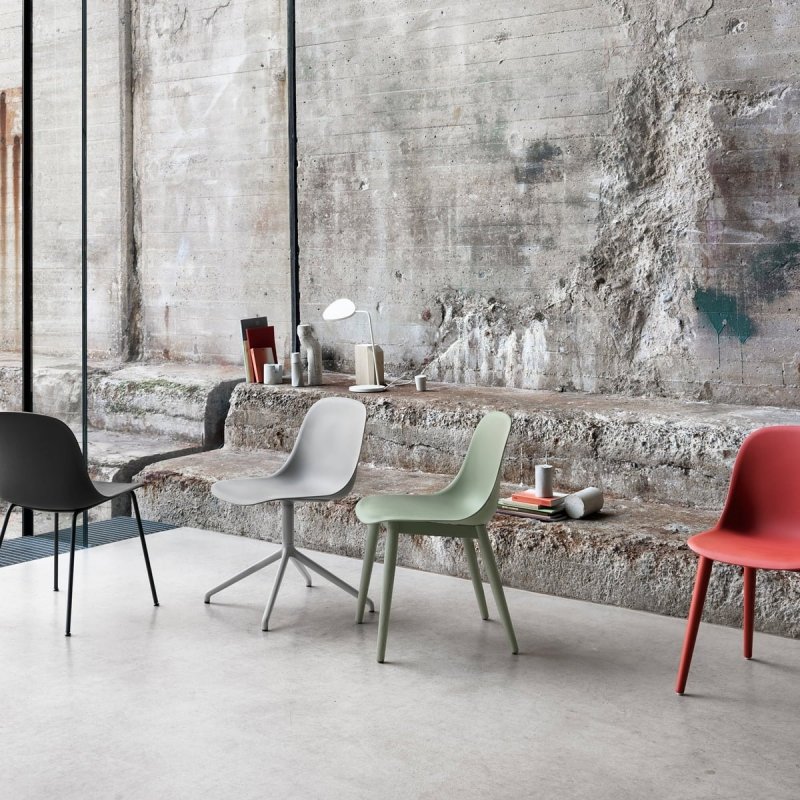 Muuto FIBER SIDE Krzesło z Drewnianą Ramą - Czarne Tapicerowane (Remix 183)