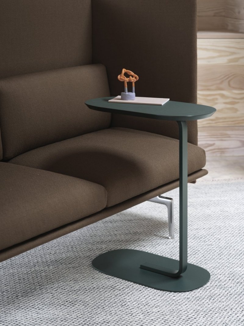 Muuto RELATE Stolik Pomocniczy - Boczny 73,5 cm Czarny / Blat Ciemny Dąb