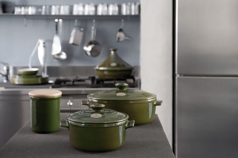 Emile Henry - Garnek Ceramiczny do Duszenia 2,5 l - Czerwony