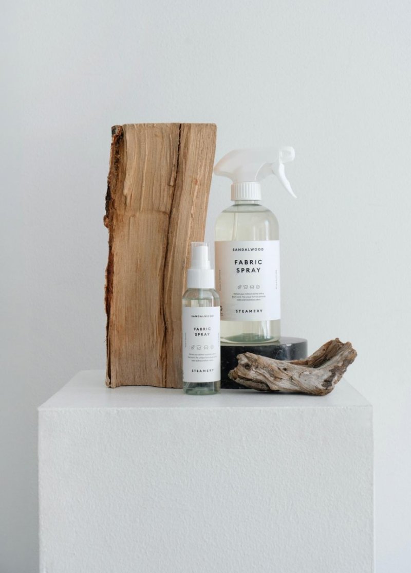 Steamery HOME Zapachowy Spray - Odświeżacz do Tkanin 500 ml / Drzewo Sandałowe