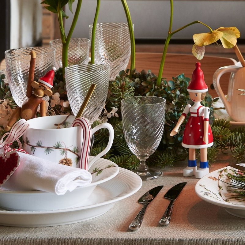 Kay Bojesen CHRISTMAS Świąteczna Figurka - Dziewczynka Lise