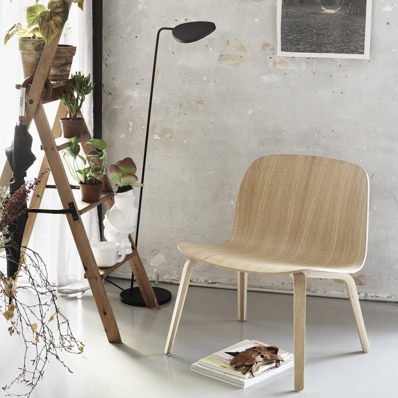 Muuto VISU LOUNGE Krzesło Drewniane Tapicerowane - Granatowe