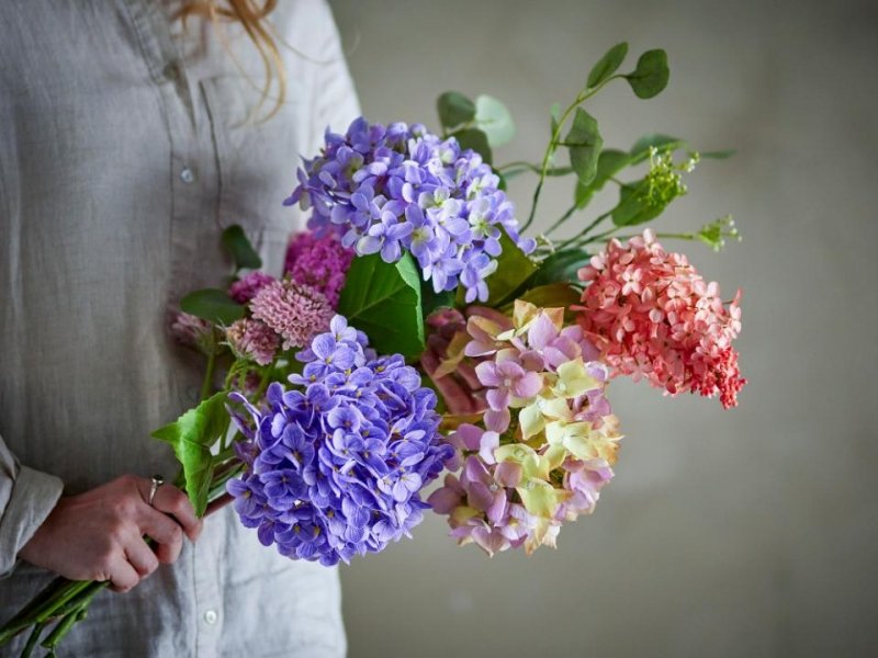 Bukiet sztucznych kwiatów Edge Bloomingville