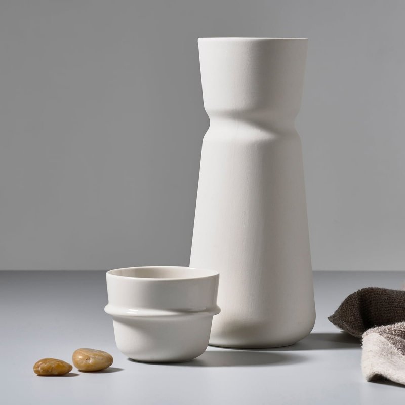 ZONE Denmark INU Karafka Ceramiczna z Kubkiem 700 ml