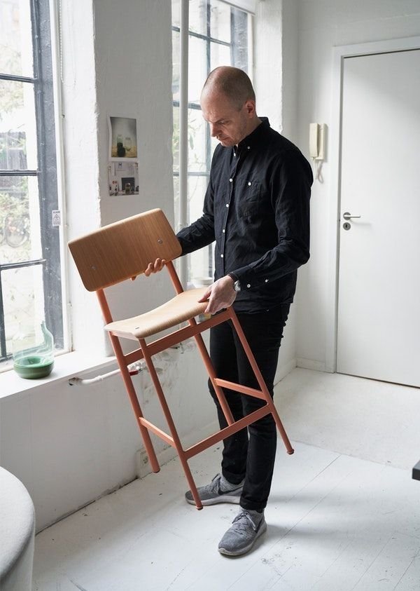 Muuto LOFT Hoker - Stołek Barowy 65 cm Czarny
