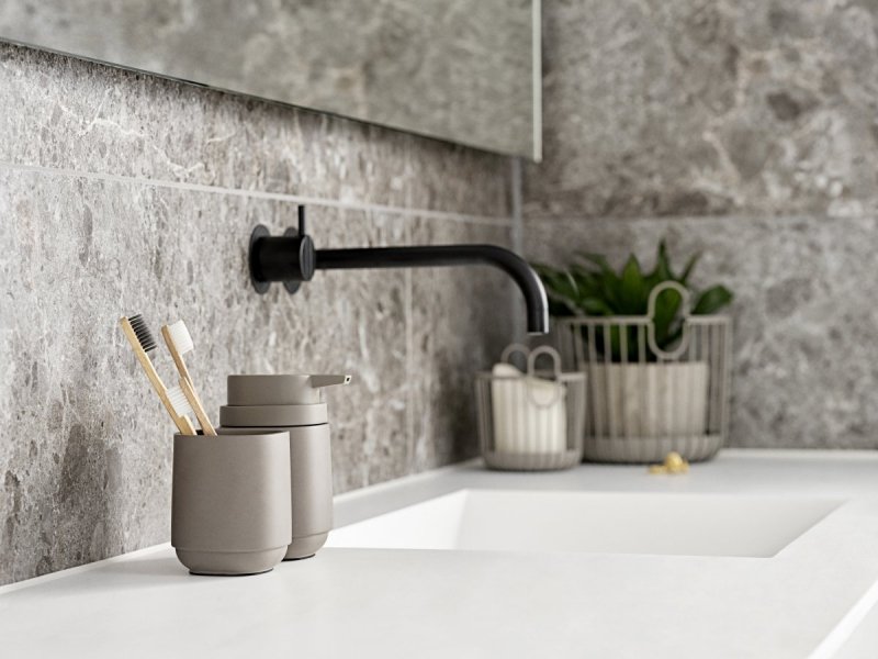 ZONE Denmark TIME Kubek Łazienkowy na Szczoteczki / Taupe Beton