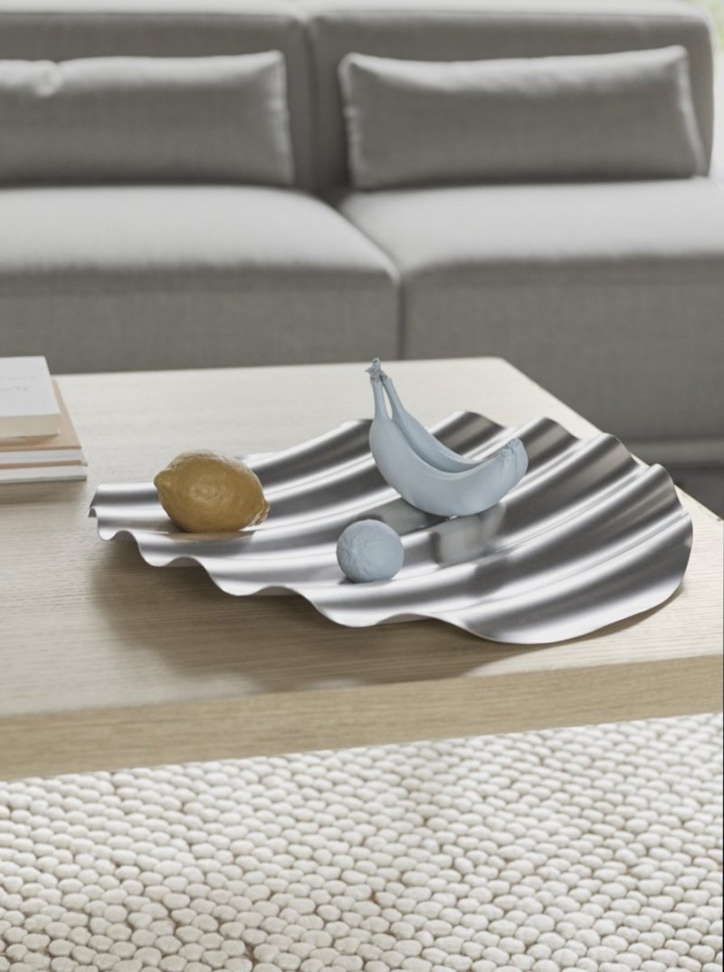 Muuto WAVE Stalowa Patera -Taca Dekoracyjna 50 cm / Srebrna