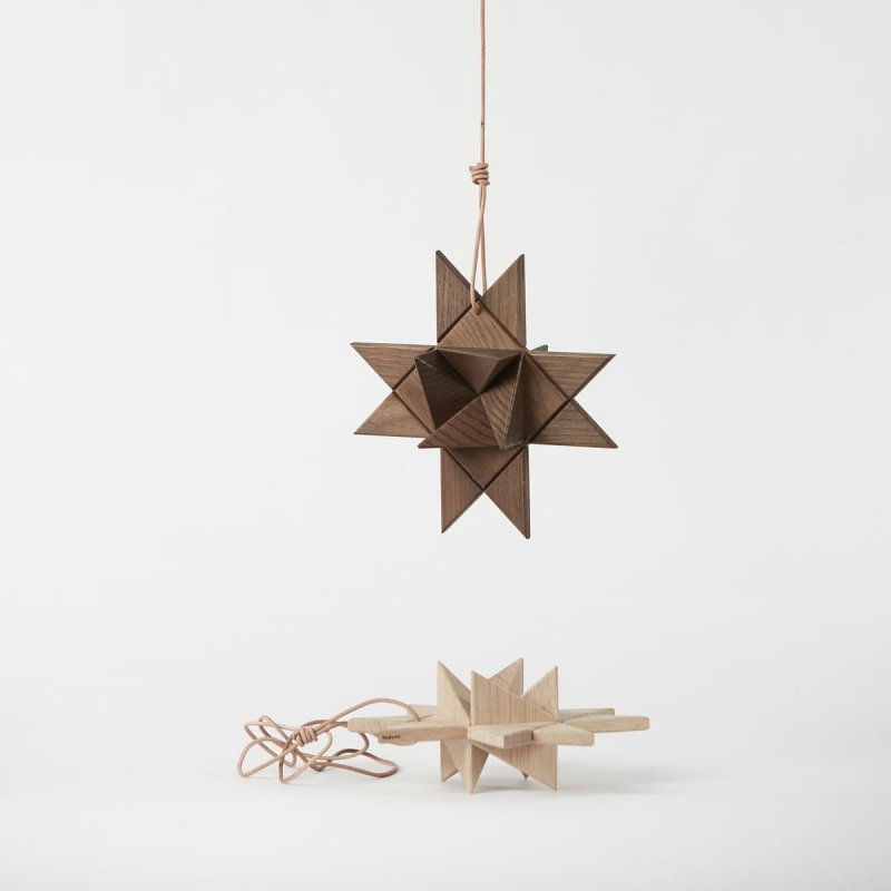 boyhood CHRISTMAS Zawieszka Świąteczna - Drewniana Gwiazda Fröbelstar 20 cm Ciemny Dąb