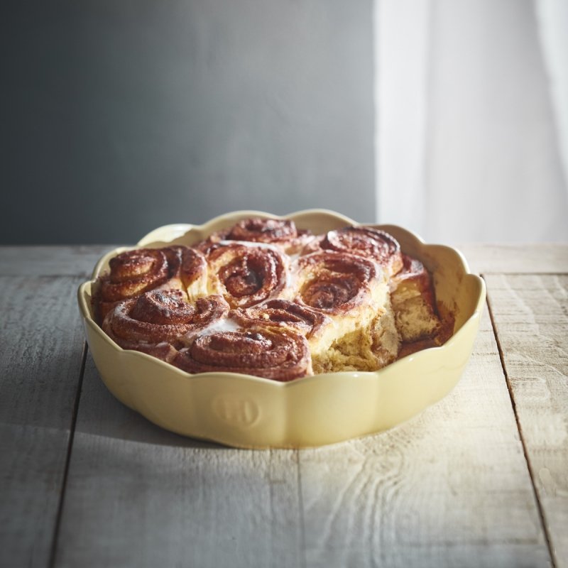 Emile Henry MADELEINE Ceramiczna Forma do Ciasta 26 cm / Waniliowa