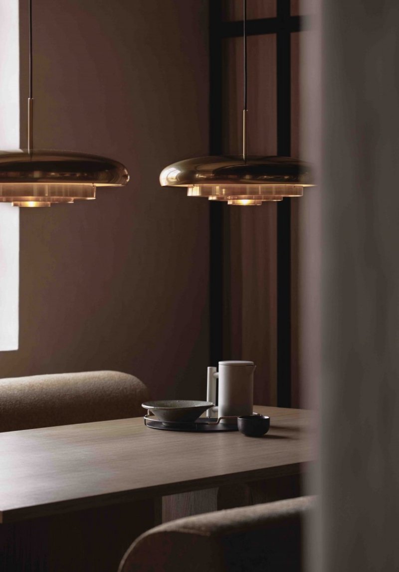 Menu RESONANT Lampa Wisząca 53 cm Złota / Mosiądz