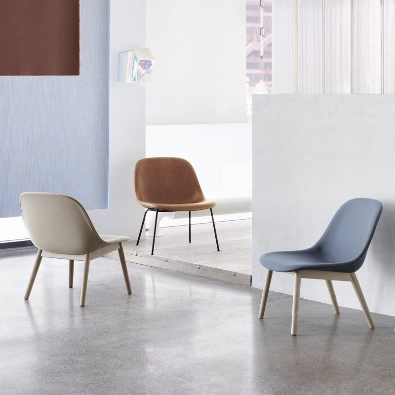 Muuto FIBER LOUNGE Fotel Tapicerowany - Skóra Brązowa Cognac / Rama Drewniana