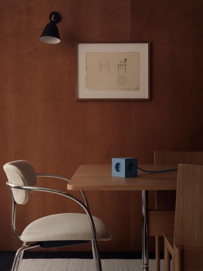 Designerska listwa zasilająca do biura i domu