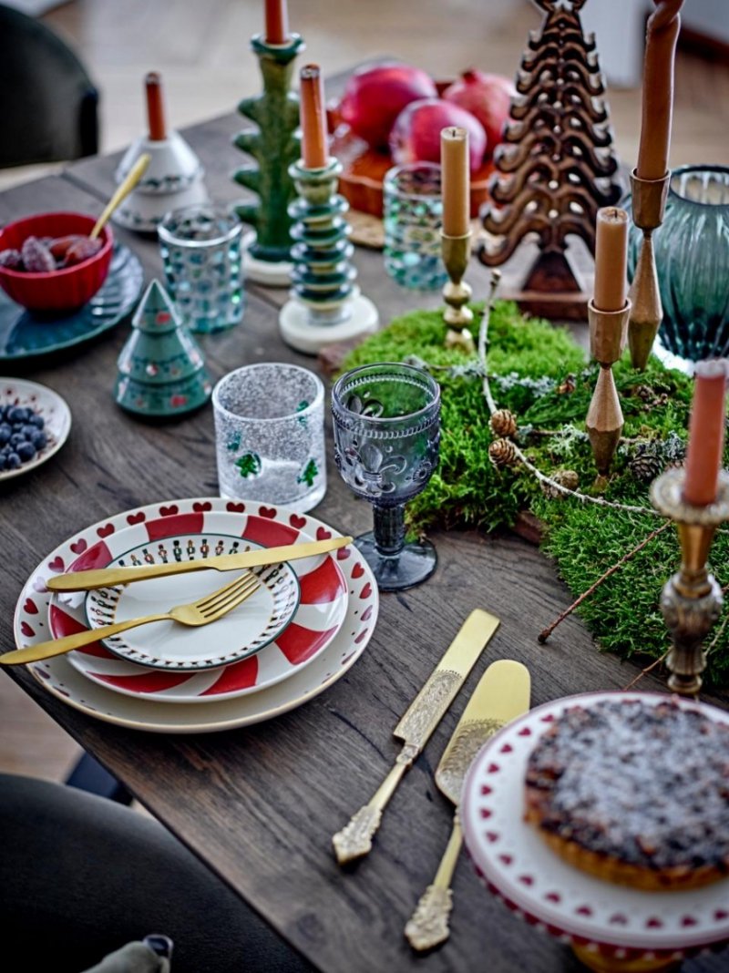 Talerz obiadowy Yule Bloomingville – czerwono-biała spirala