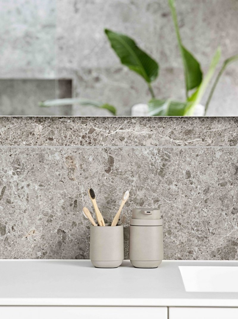 ZONE Denmark TIME Dozownik do Mydła 220 ml / Taupe Beton