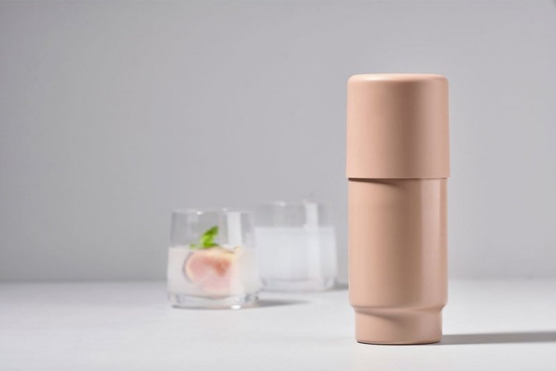 ZONE Denmark ROCKS Shaker do Drinków 550 ml Różowy Nude