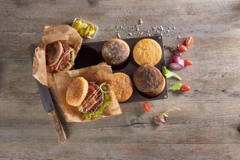Lurch FLEXI FORM Silikonowa Forma do Bułek Burgerów 10 cm Brązowa