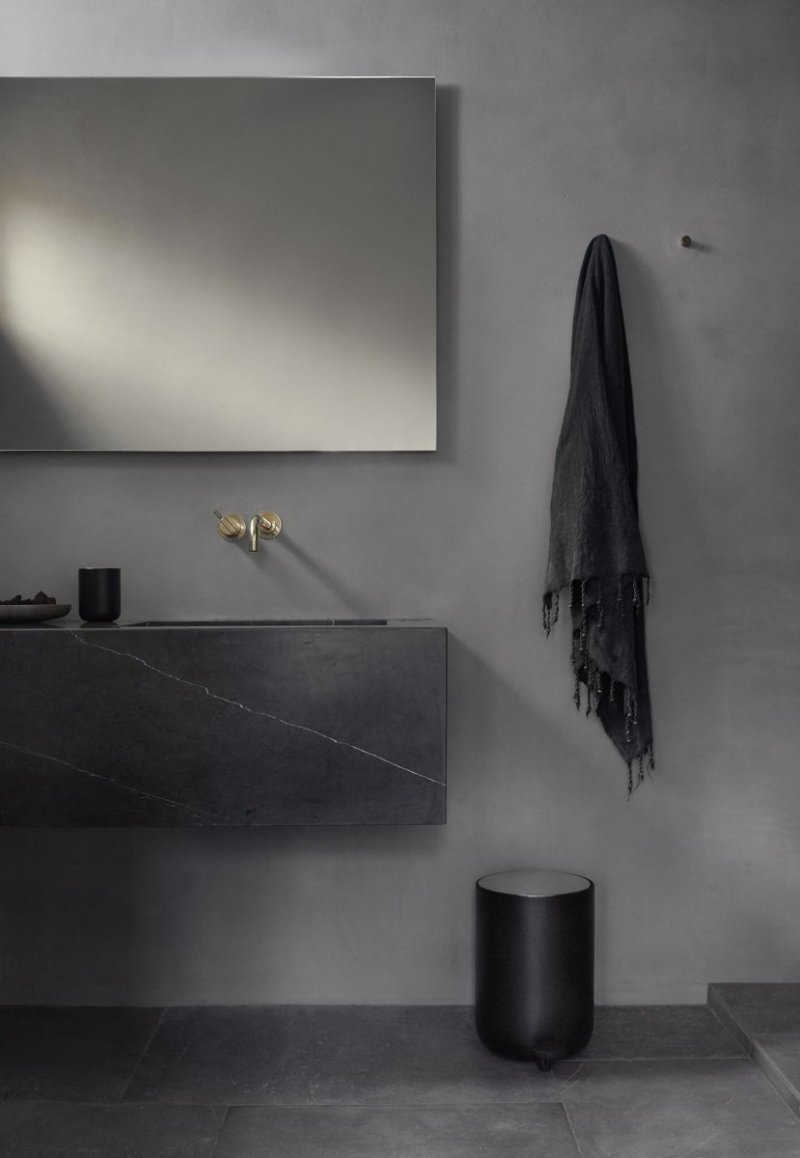Menu BATH Kosz na Śmieci Łazienkowy 7 l Czarny Matowy / Pokrywa Srebrna