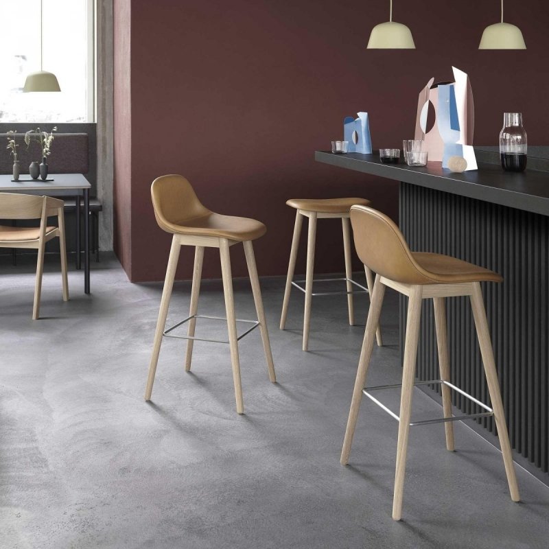 Muuto FIBER Hoker z Oparciem - Stołek Barowy 75 cm Czarny