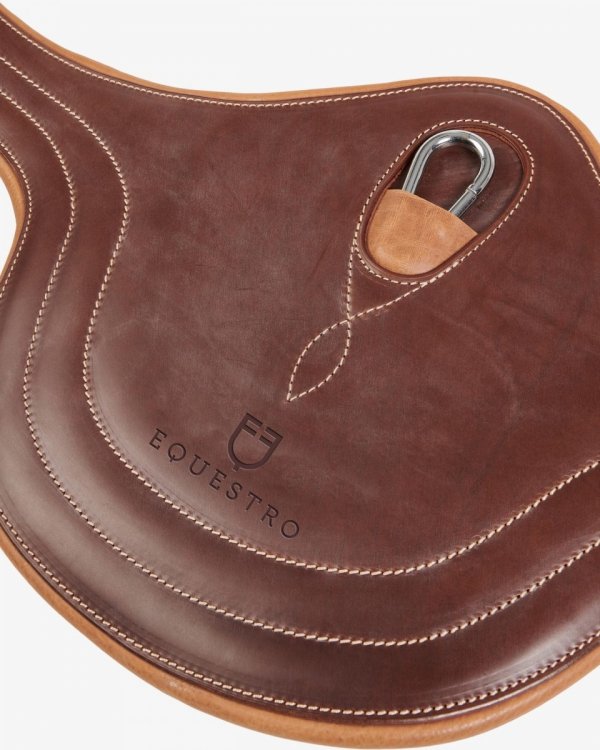 Popręg skokowy z fartuchem cognac Equestro