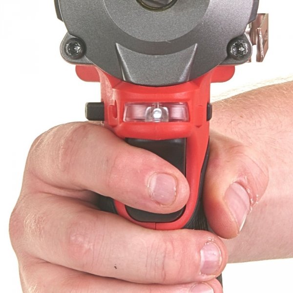M12 FIW38-0 Subkompaktowy klucz udarowy 3/8&quot; Milwaukee