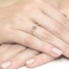 Pierścionek złoty 585 z brylantem 0,10ct zaręczynowy W-47