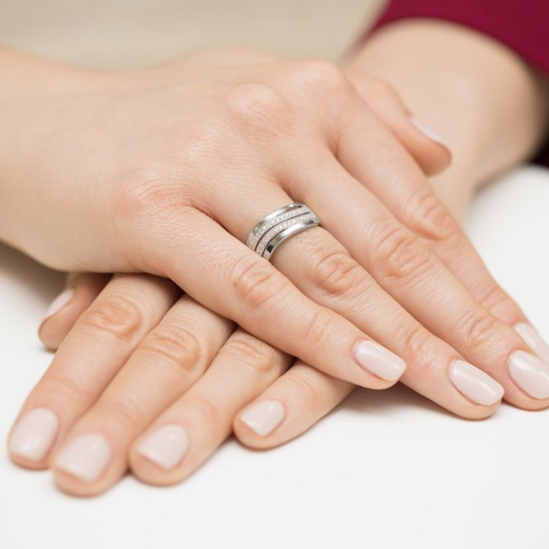 Pierścionek złoty 585 z brylantami 0,18ct zaręczynowy W-416
