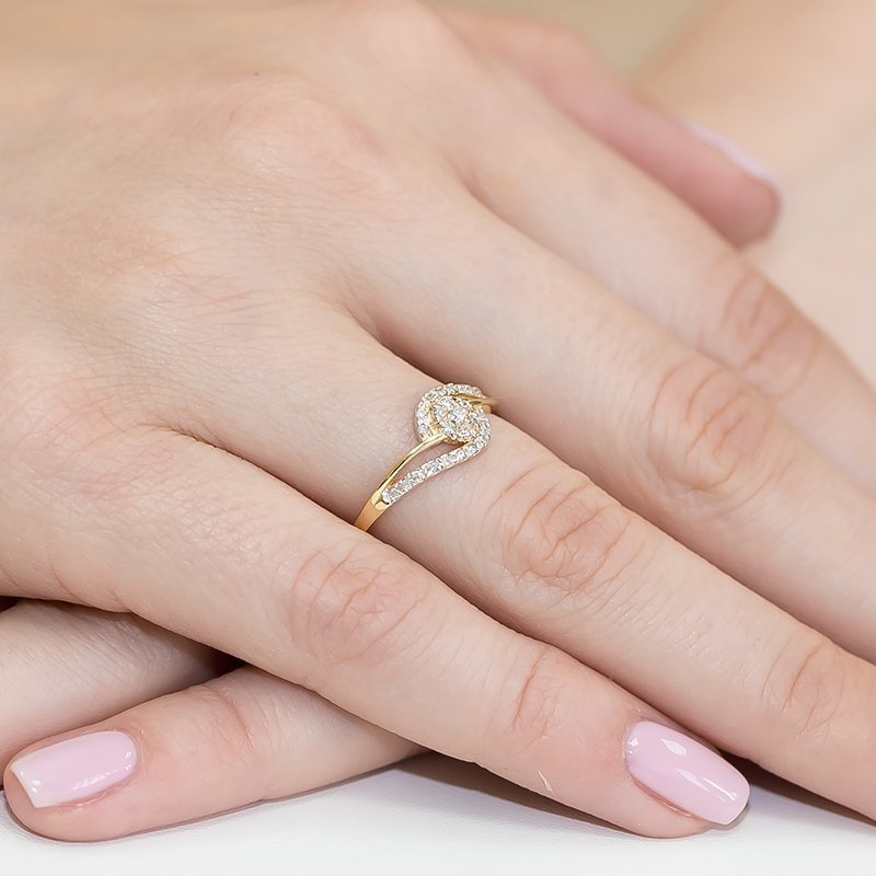 Pierścionek złoty 585 z brylantami 0,17ct zaręczynowy W-184