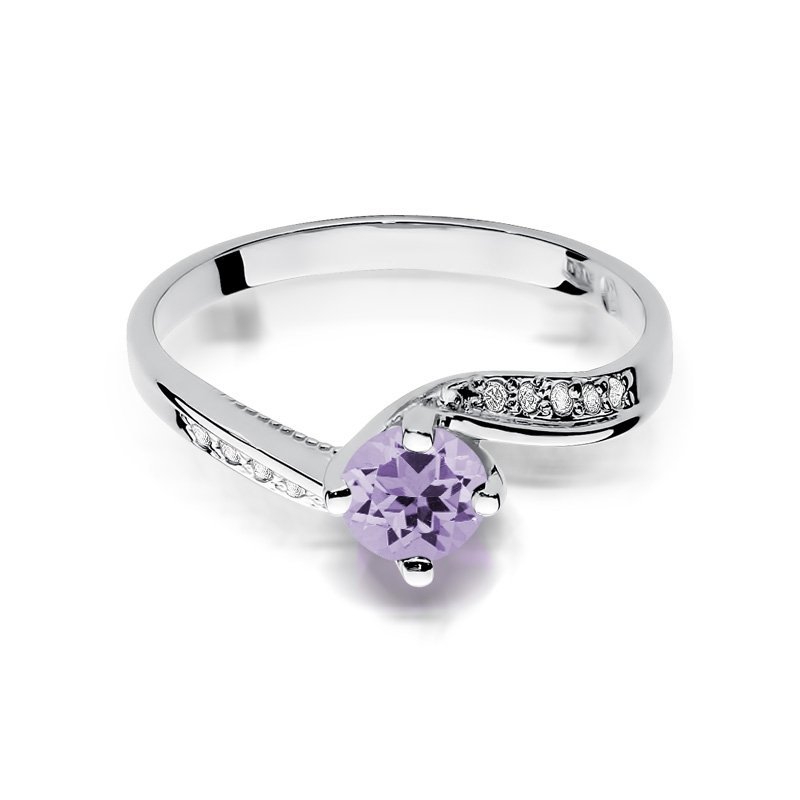 Pierścionek złoty 585 z brylantami 0,05ct ametystem 0,50ct W-84