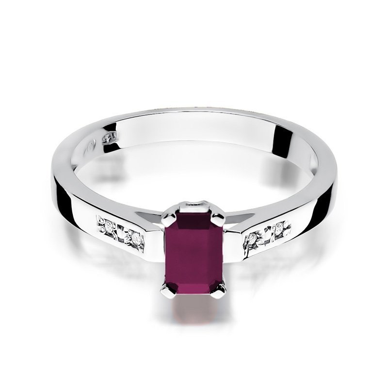 Pierścionek złoty 585 z brylantami 0,04ct rubinem 0,80ct W-78