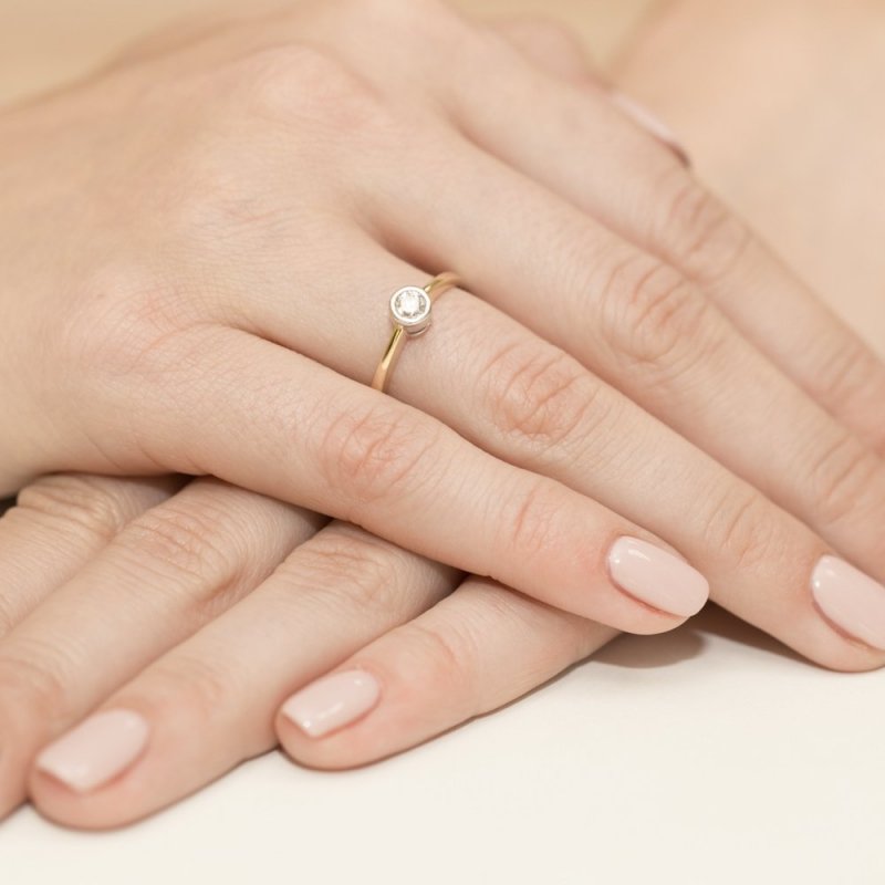 Pierścionek złoty 585 z brylantem 0,30ct W-224b zaręczynowy