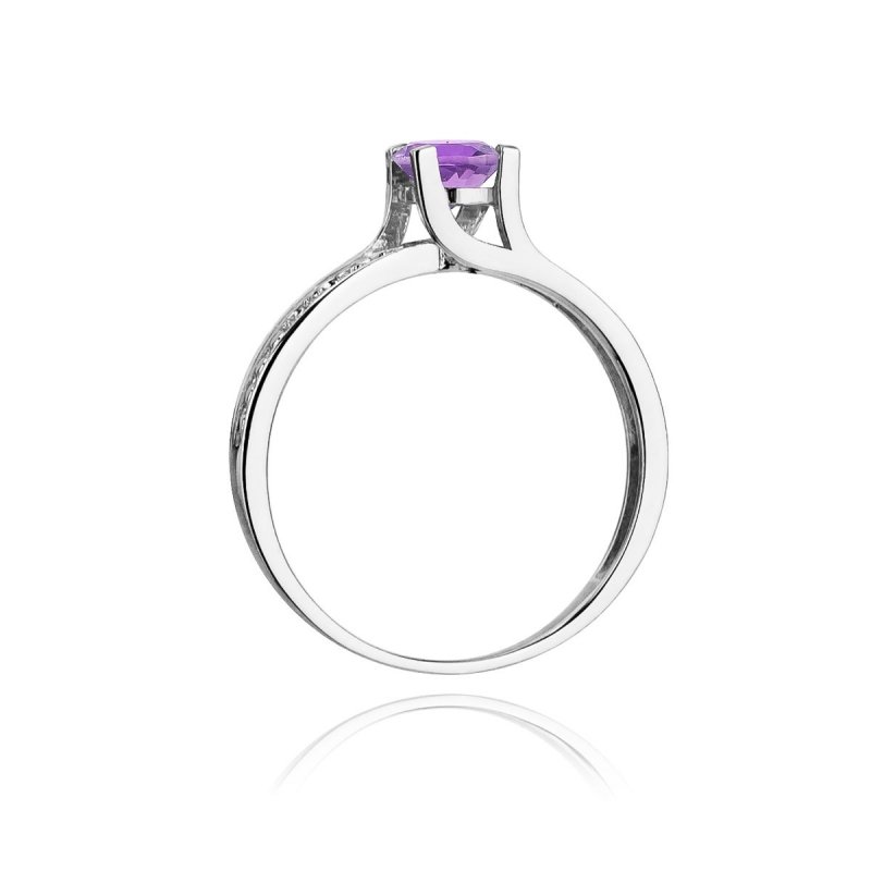 Pierścionek złoty 585 z brylantami 0,03ct ametystem 0,50ct W-106