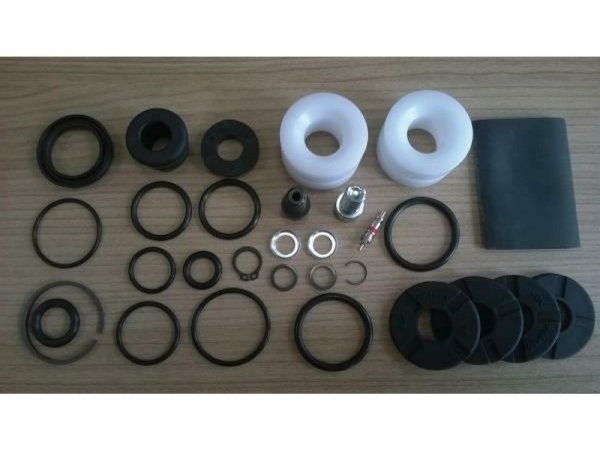 Zestaw serwisowy RockShox Argyle (stalowe golenie) 2007–2010