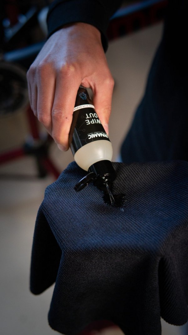 Zmywacz uszczelniacza tubeless Dynamic Wipe Out 150 ml