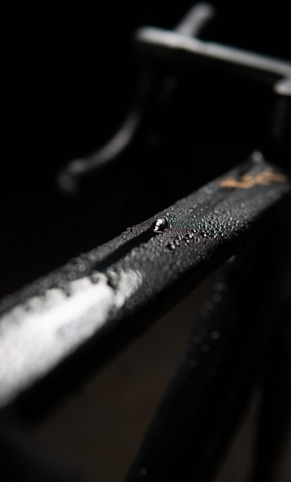 Powłoka ceramiczna hydrofobowa Dynamic Secret Surface 100 ml — ochrona i łatwiejsze mycie