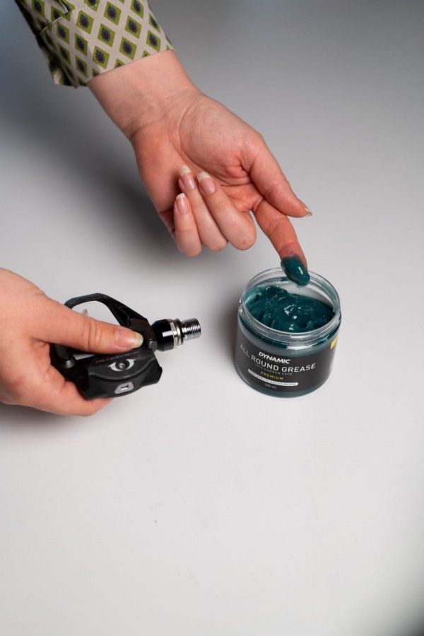 Smar uniwersalny Dynamic Premium All Round Grease 150 g