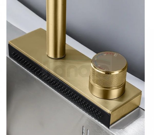 REA - Bateria Kuchenna CONOR wodospad + wyciągana wylewka Złota Szczotkowana / Brush Gold
