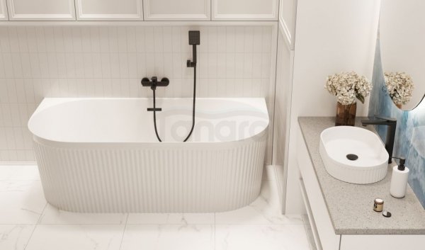 INVENA Wolnostojąca wanna przyścienna, ryflowana Glamour, 170 cm w komplecie z syfonem i korkiem/odpływem w kolorze czarnym AN-02-14U-KPL