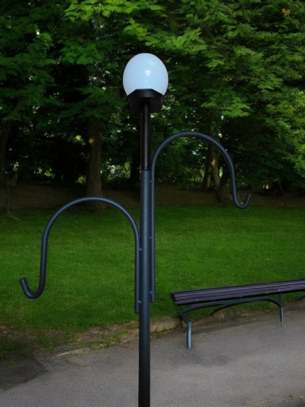 Stojak z lampą solarną podwójny 170 cm wieszak wbijany do latarni kwiatów balonów