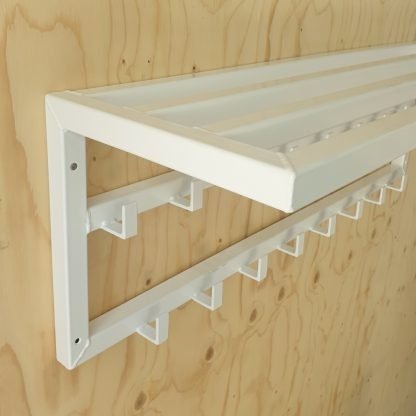 Wieszak w stylu loft na przedpokój z półką i wieszakami na ubrania  MetalFab