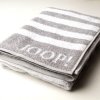 Ręcznik Joop! Classic Stripes - jasno-szary