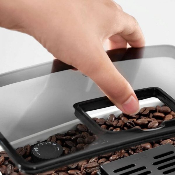 Ekspres ciśnieniowy automatyczny DeLonghi Magnifica S ECAM 21.117 W ( 1450W ; kolor biały )