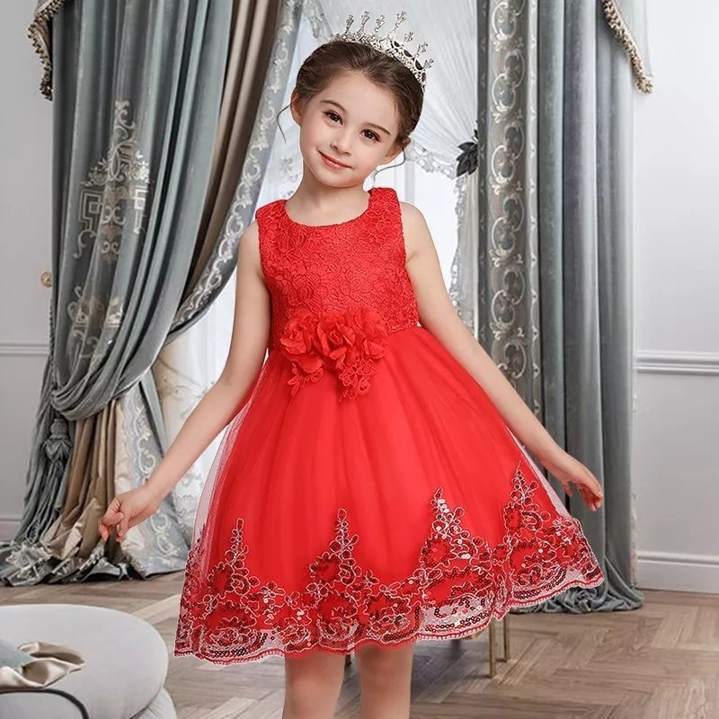 Tiulowa  czerwona sukienka z cekinkami księżniczka