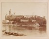[KRAKÓW - Zamek Królewski na Wawelu od strony zachodniej - fotografia widokowa - ujęcie w dużym formacie].