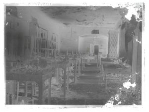 [Zniszczenia jednej z sal Poczty Głównej w XI 1918 - fotografia widokowa].