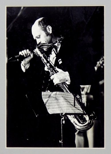[WRÓBLEWSKI Jan &quot;Ptaszyn&quot;]. Fotografia Lesława Sagana przedstawiająca Jana &quot;Ptaszyna&quot; Wróblewskiego podczas występu na Jazz Jamboree '75.