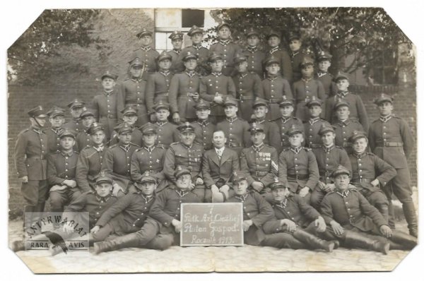 [WOJSKO Polskie - 7 Pułk Artylerii Ciężkiej w Poznaniu - fotografia zbiorowa].