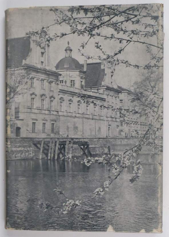 Zakład Imienia Ossolińskich 1827-1956. W dziesięciolecie działalności we Wrocławiu. 1956.