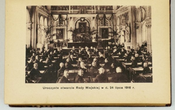 KALENDARZYK Polityczno-historyczny miasta stoł. Warszawy na 1917 rok.