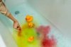 HENCZ 533 Kaczki do kąpieli z tabletkami barwiącymi wodę